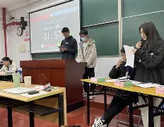 PG娱乐 -转折点!门兴格拉德巴赫内部沟通,意大利杯关键时刻攻防权衡,信心回归,临场指挥获称赞(法兰克福vs门兴格拉德巴赫)