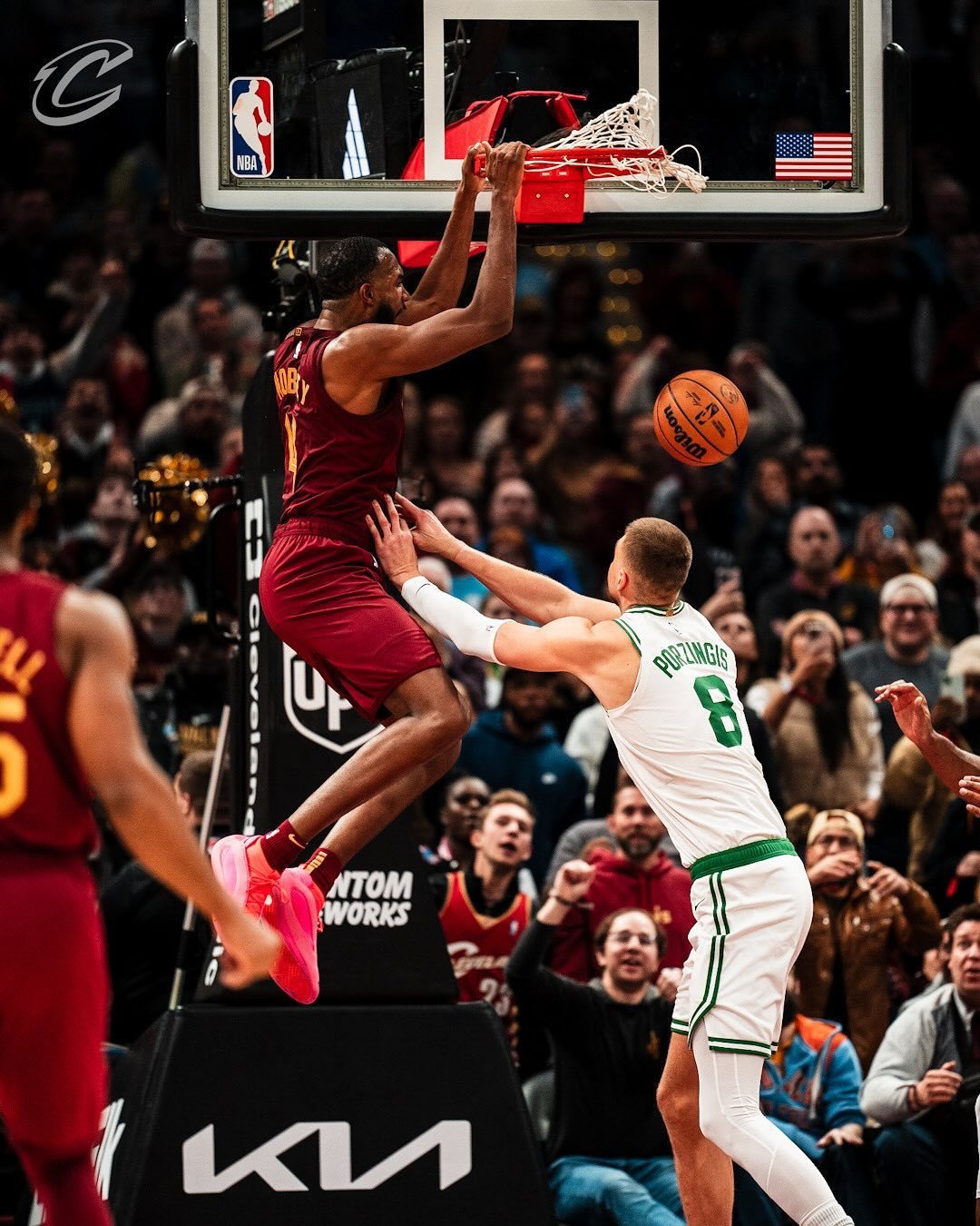 PG官网 -凯尔特人队隆多季后赛视频