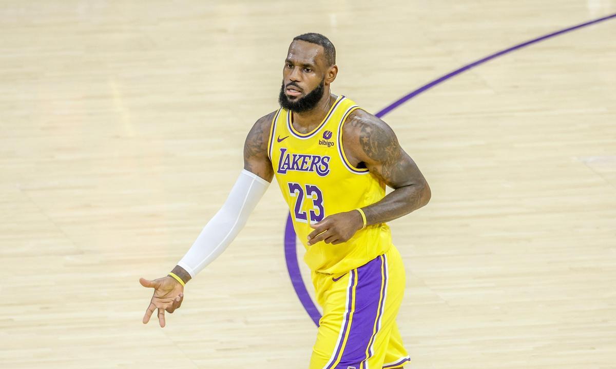 PG官网 -凯尔特人队隆多季后赛视频