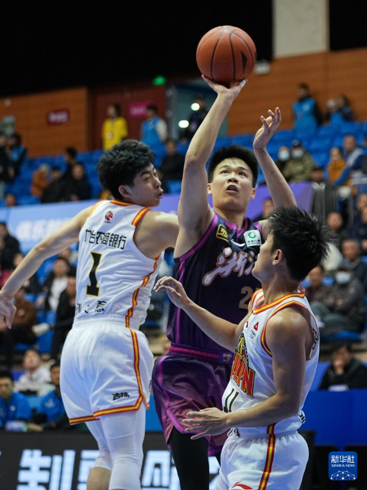 PG网页版 -关于浙江稠州训练开放日,赛前临场应变引欢呼,NBA季后赛在即,训练强度明显提升的信息